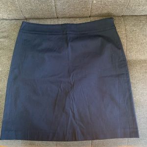 Ann Taylor navy blue pencil skirt size 8 NWT